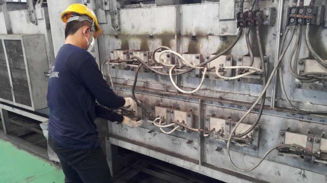 Changed & Installation of Radiant Heater of Normalizing Mesh Belt Furnace