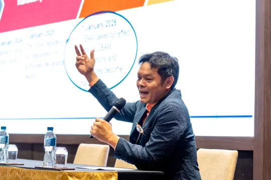 EECT Director